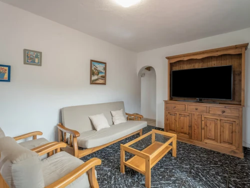 Casa Mocanal, 3 dormitorios, 9 personas - photo_1011865793102