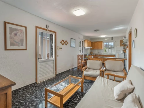 Casa Mocanal, 3 dormitorios, 9 personas - photo_1011865793102