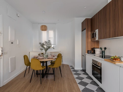 Apartment Madrid, 5 bedrooms, 10 persons - photo_1012057019208