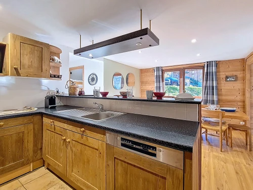 Apartment Saint-Martin-de-Belleville, 4 bedrooms, 10 persons - photo_17729837616