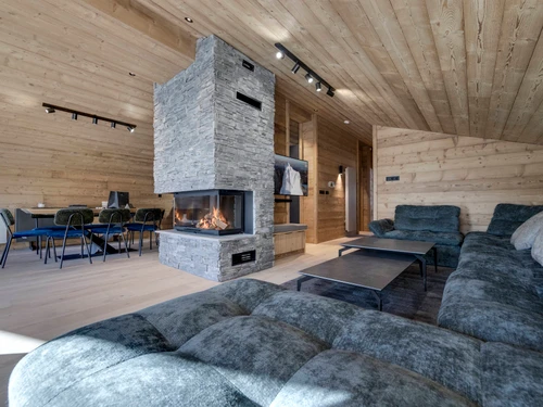 Apartment Val-d'Isère, 4 bedrooms, 8 persons - photo_1012103942000