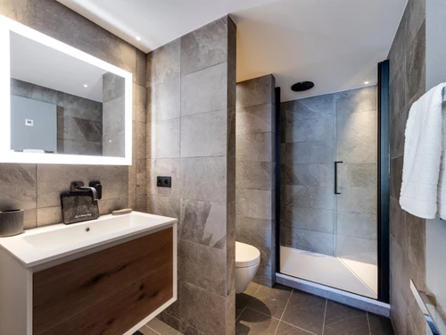 Apartment Val-d'Isère, 4 bedrooms, 8 persons - photo_1012103942000