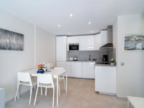 Apartamento Nerja, 2 dormitorios, 4 personas - photo_19081603658