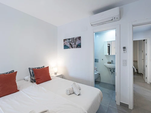 Apartamento Nerja, 2 dormitorios, 4 personas - photo_1011594448088