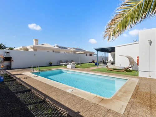 Villa Playa Blanca, 2 bedrooms, 4 persons - photo_1011874568770