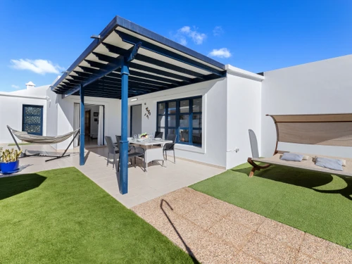 Villa Playa Blanca, 2 bedrooms, 4 persons - photo_1011874568770