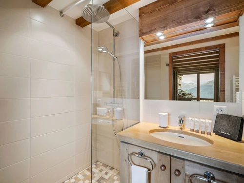 Chalet Courchevel 1850, 5 bedrooms, 10 persons - photo_1011935436758