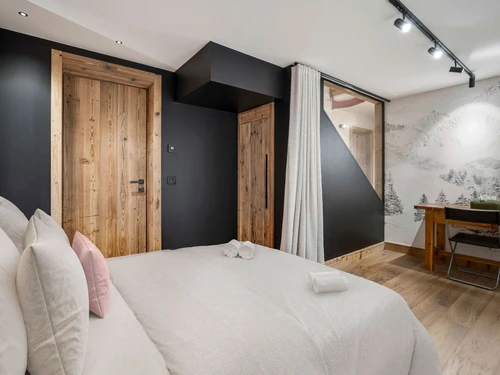 Chalet Courchevel 1850, 5 bedrooms, 10 persons - photo_1011935436758