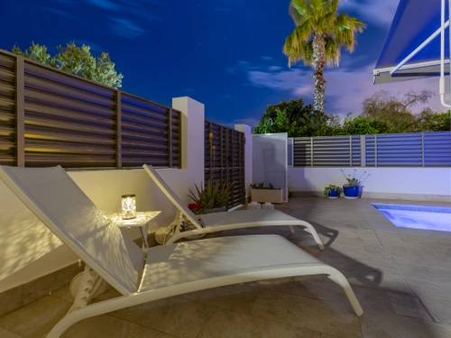 Villa Torrevieja, 6 Schlafzimmer, 12 Personen - photo_1011713063071