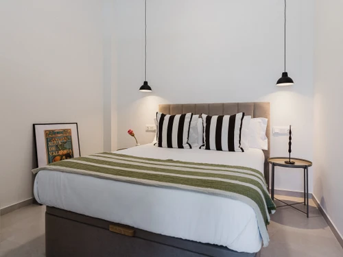 Apartment Valencia, 2 bedrooms, 4 persons - photo_1011823225999