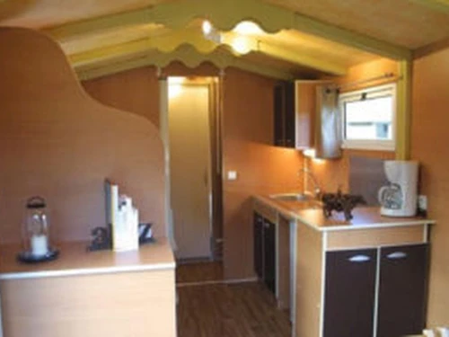 Camping Villecroze, 2 pièces, 4 personnes - photo_1012166766449