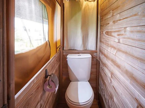 Camping Roquebrune-sur-Argens, 2 bedrooms, 5 persons - photo_1012166771609