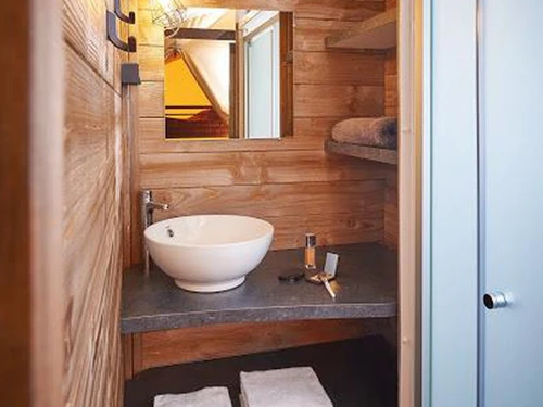 Camping Roquebrune-sur-Argens, 2 bedrooms, 5 persons - photo_1012166771609