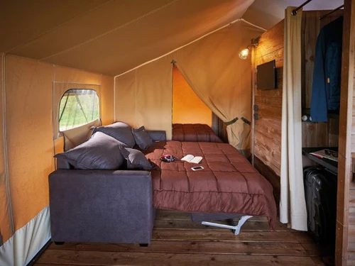 Camping Roquebrune-sur-Argens, 2 bedrooms, 7 persons - photo_1012166774578