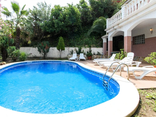 Villa Lloret de Mar, 3 bedrooms, 10 persons - photo_17558631186