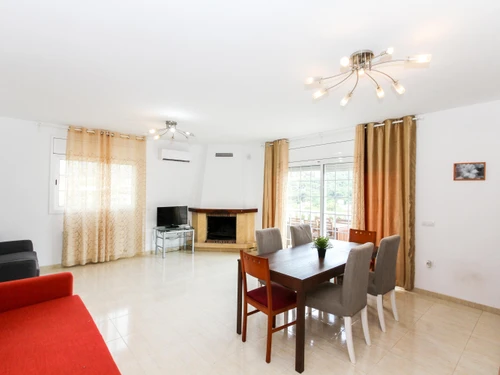 Villa Lloret de Mar, 3 bedrooms, 10 persons - photo_17558631186