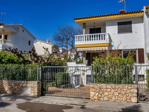 Villa Alcossebre, 3 bedrooms, 6 persons - photo_1011865994629