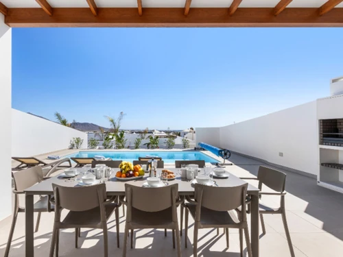 Villa Playa Blanca, 4 bedrooms, 8 persons - photo_1012170987924