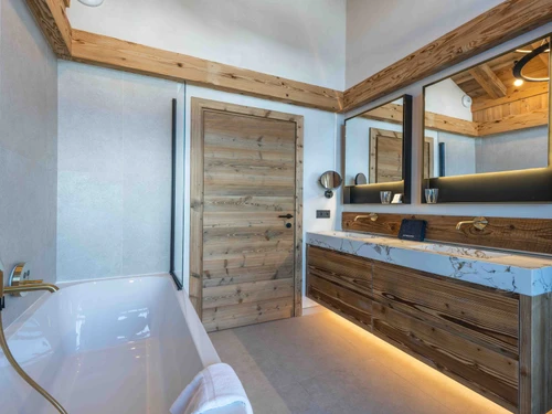 Apartment Méribel, 5 bedrooms, 12 persons - photo_1011823949980