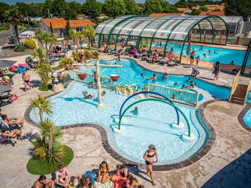 Camping Les Sables-d'Olonne, 3 bedrooms, 6 persons - photo_1012173797401