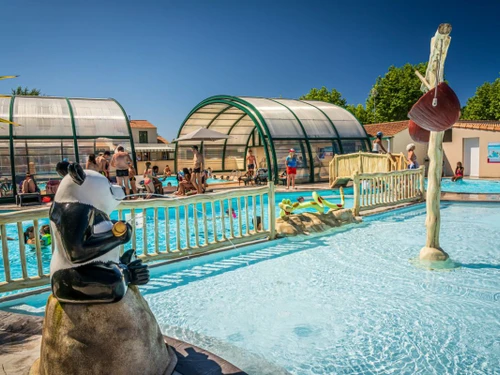 Camping Les Sables-d'Olonne, 3 bedrooms, 6 persons - photo_1012173797401