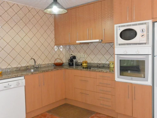 Villa Pals, 3 bedrooms, 6 persons - photo_19983412821