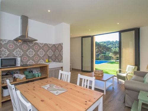 Apartment Begur, 1 bedroom, 2 persons - photo_1012178579265