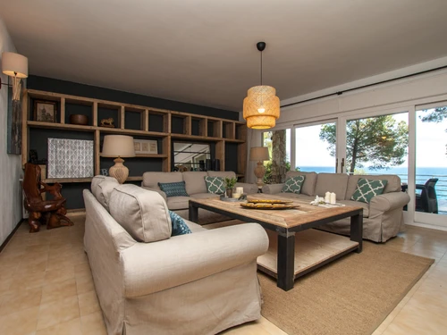 Villa Blanes, 8 dormitorios, 12 personas - photo_1011875175672