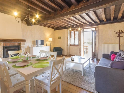 Gîte Cussy-le-Châtel, 3 pièces, 5 personnes - photo_1011695289446