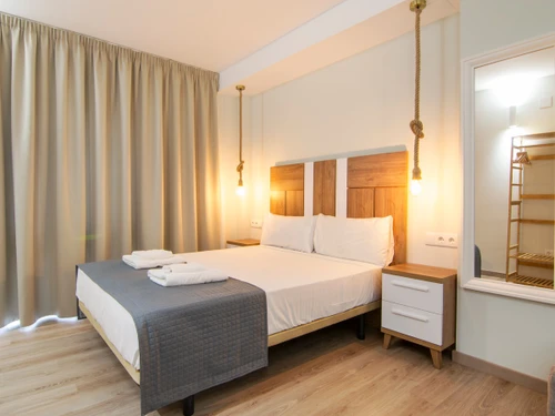 Estudio Valencia, 1 dormitorio, 2 personas - photo_1012187014253