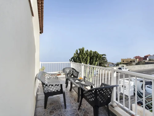 Apartment Mocanal, 2 bedrooms, 5 persons - photo_1011903685889