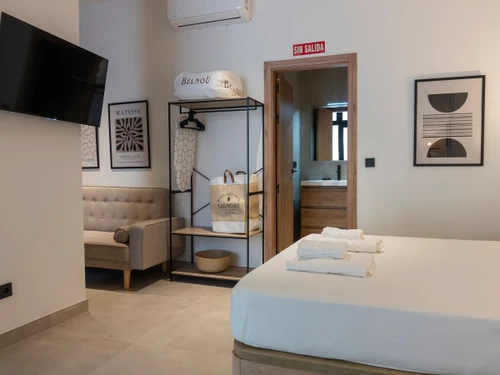 Apartment Valencia, studio flat, 2 persons - photo_1012187369921