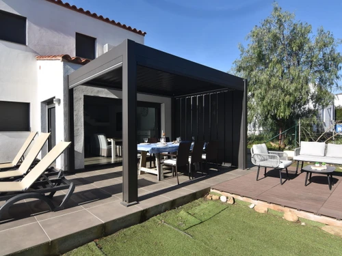 Villa Roses, 4 bedrooms, 8 persons - photo_1011503386159