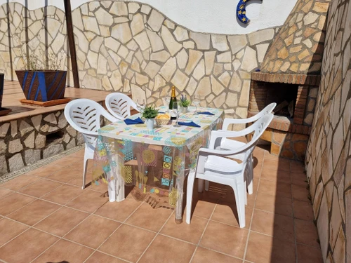 Casa L'Escala, 3 dormitorios, 8 personas - photo_1011771842995