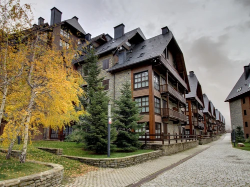 Apartment Vaquèira, 3 bedrooms, 8 persons - photo_1011873664954