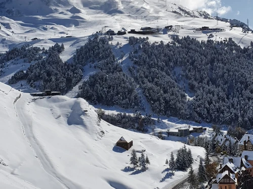 Apartment Vaquèira, 3 bedrooms, 8 persons - photo_1011873664954