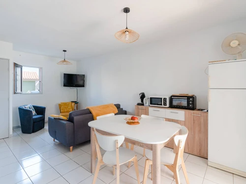 Apartment Fleury-Saint-Pierre-la-Mer, 2 bedrooms, 5 persons - photo_19341192155