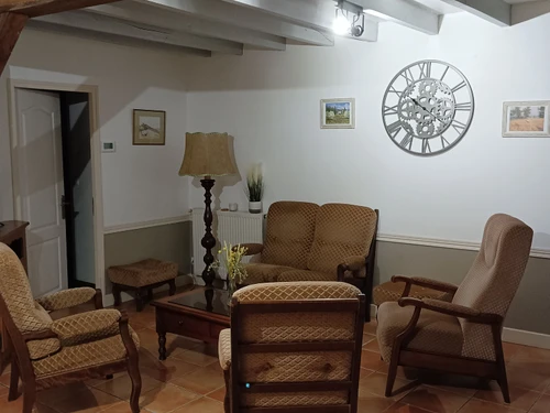 Gîte Saint-Benoît-du-Sault, 4 pièces, 6 personnes - photo_1011662389391