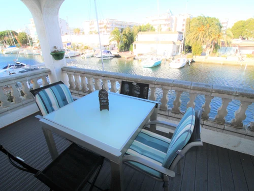 Ferienwohnung Roses, 2 Schlafzimmer, 6 Personen - photo_1012052799196