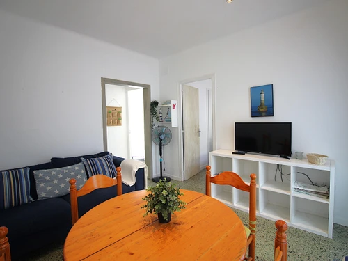 Apartment Llançà, 2 bedrooms, 4 persons - photo_1012201317864