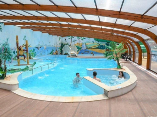 Camping Jard-sur-Mer, 3 bedrooms, 6 persons - photo_1012202928938