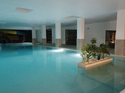 Camping Savignac-les-Ormeaux, 2 bedrooms, 6 persons - photo_1012202932734