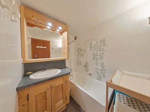 Apartment Le Grand-Bornand, 3 bedrooms, 7 persons - photo_14726163033