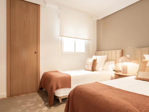 Apartamento Madrid, 3 dormitorios, 8 personas - photo_1012212789339