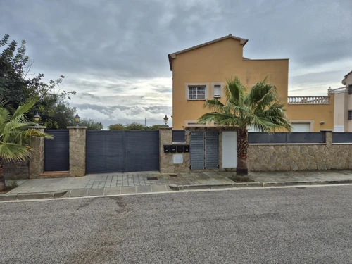 Casa Creixell, 4 dormitorios, 8 personas - photo_1012198588822