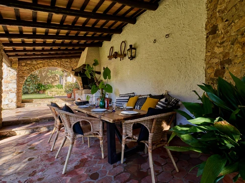 Villa Mont-ras, 4 dormitorios, 8 personas - photo_1012072526173