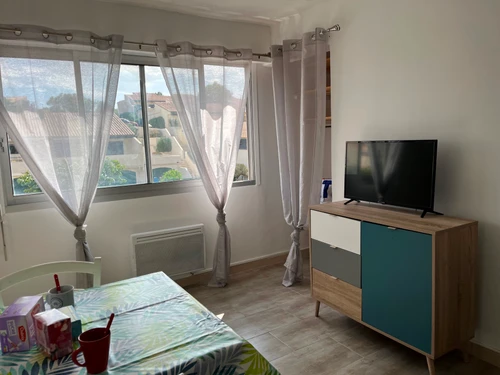 Apartment Gruissan, studio flat, 2 persons - photo_1011858723236