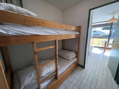 Appartement Le Grau-du-Roi, 1 pièce, 4 personnes - photo_16998119230