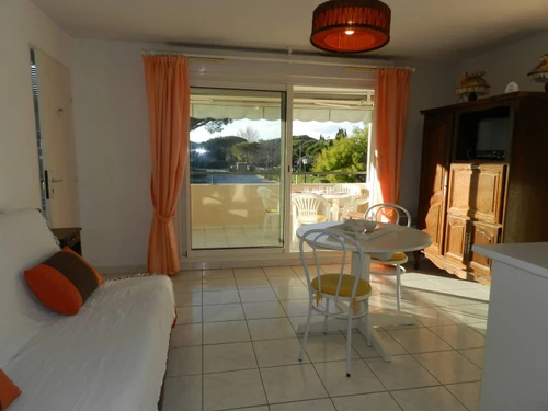Appartement Le Lavandou, 1 pièce, 4 personnes - photo_1012217445308