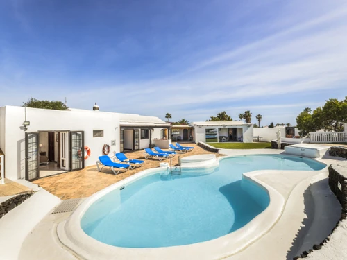 Villa Puerto del Carmen, 3 bedrooms, 6 persons - photo_1012212789195